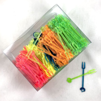 Пики пластиковые вилочка для канапе "Зоопарк" 8,5см УП=400шт цветные МИКС 