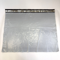 Пакет КУРЬЕРСКИЙ 80х60+4см (50) УП=50шт БЕЛЫЙ с клеевым клапаном БЕЗ КАРМАНА (внутри чёрный) 