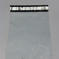 Пакет КУРЬЕРСКИЙ 24х32+4см (50) УП=100шт БЕЛЫЙ с клеевым клапаном БЕЗ КАРМАНА (внутри чёрный) 