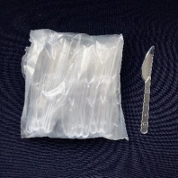 Нож ПРЕМИУМ прозрачный УП=50шт 18см