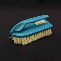 Щетка универсальная 1шт УТЮГ БОЛЬШАЯ (Д12см/Ш3,5см/В5см) Арт.961147