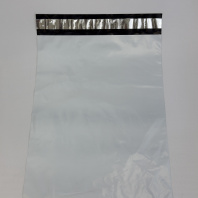 Пакет КУРЬЕРСКИЙ 25х36+4см (50) УП=100шт БЕЛЫЙ с клеевым клапаном БЕЗ КАРМАНА (внутри чёрный) 