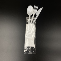 Набор по 1шт: вилка + ложка столовая + нож + салфетка (выписывать по 50 наборов) 